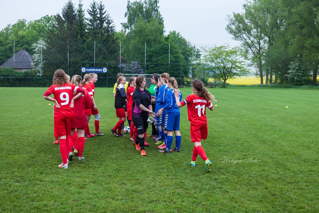 Bild 362 - wCJ SV Steinhorst/Labenz - VfL Oldesloe : Ergebnis: 18:0